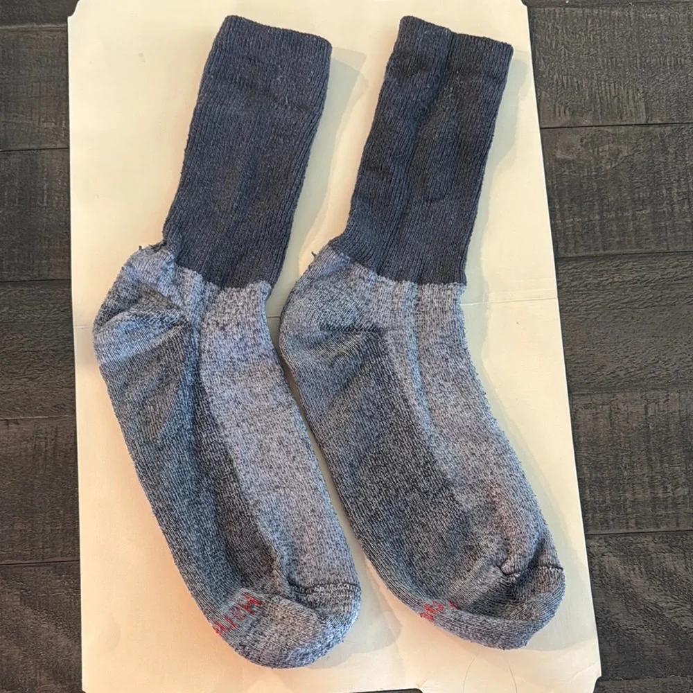 HANES Gray Men’s Crew Sock L Large Poly Cotton Blend $15 GUC
